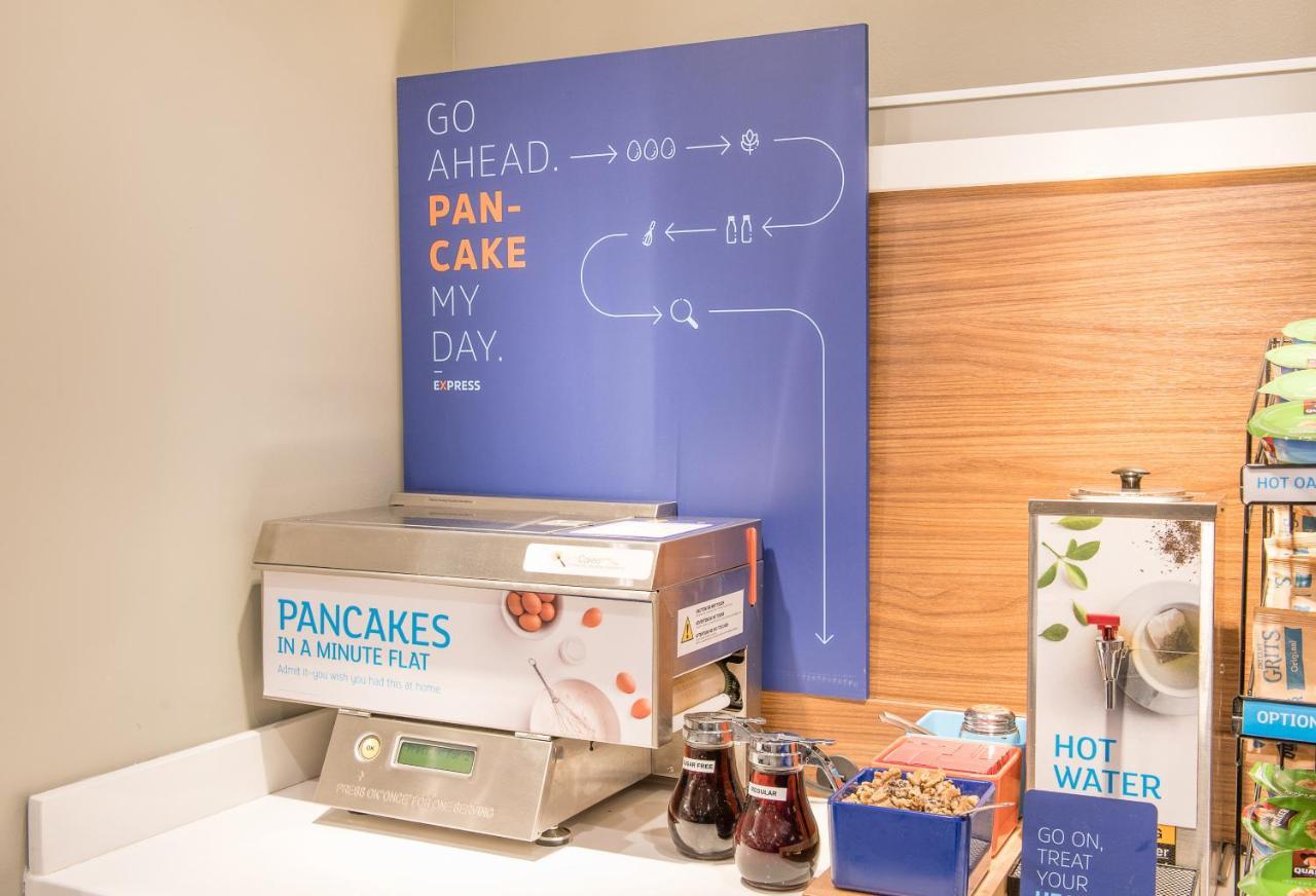 Holiday Inn Express & Suites Columbia-I-26 @ Harbison Blvd By Ihg エクステリア 写真