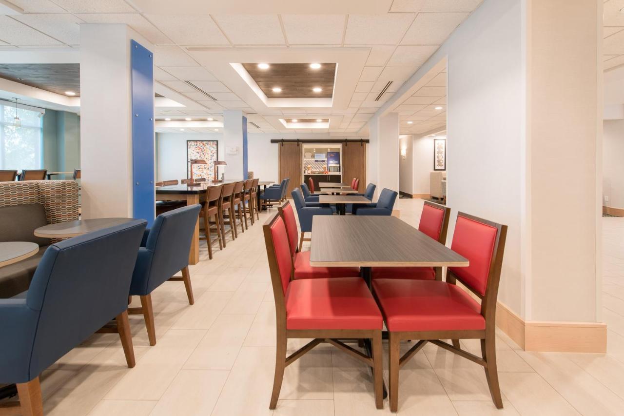 Holiday Inn Express & Suites Columbia-I-26 @ Harbison Blvd By Ihg エクステリア 写真